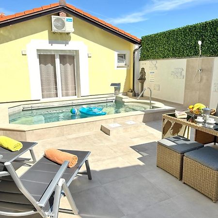 Poolside Studio Fazana Luaran gambar