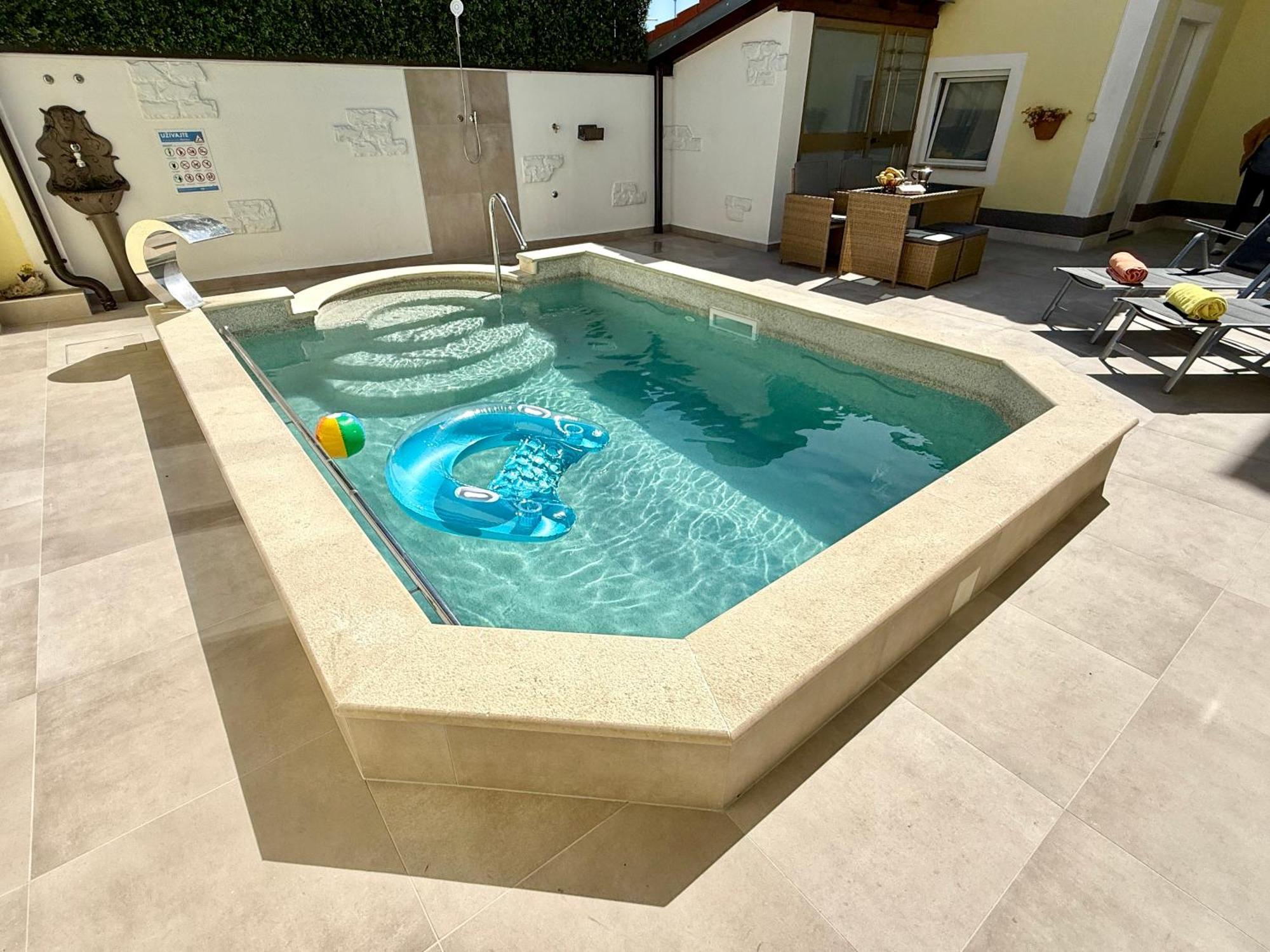 Poolside Studio Fazana Luaran gambar